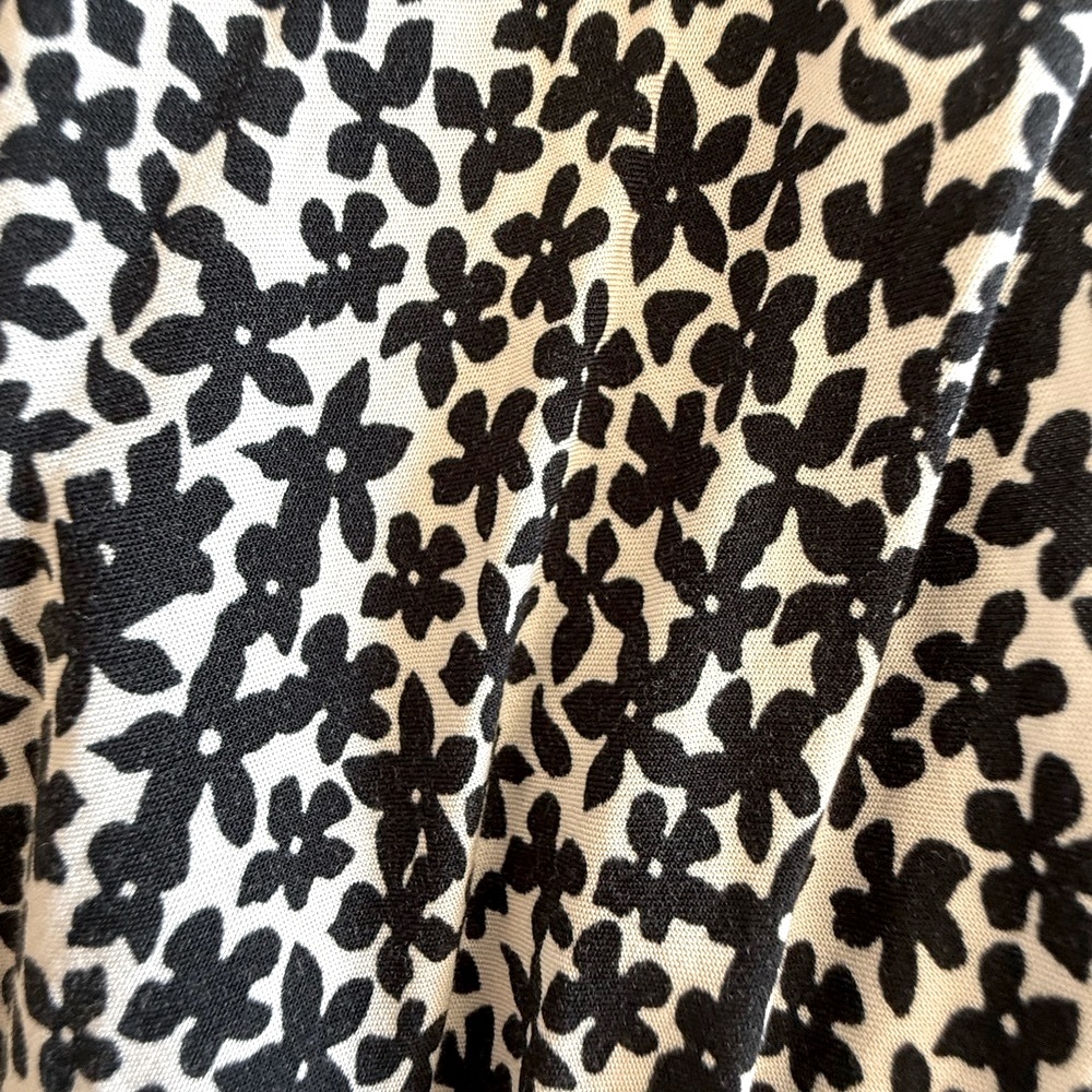 Max Studio Black and White Sleeveless V-Neck Maxi Sundress SZ.M - Picture 7 of 8